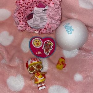 Lol mini sweets chupa chups ball sticker and figure all included
